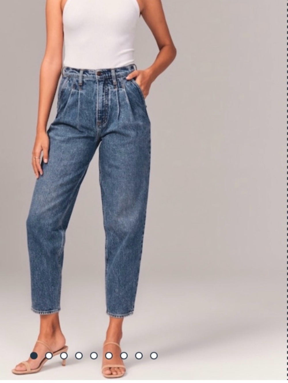 Abercrombie & Fitch The 80’s Mom Jean Ultra High-Rise Size 26
